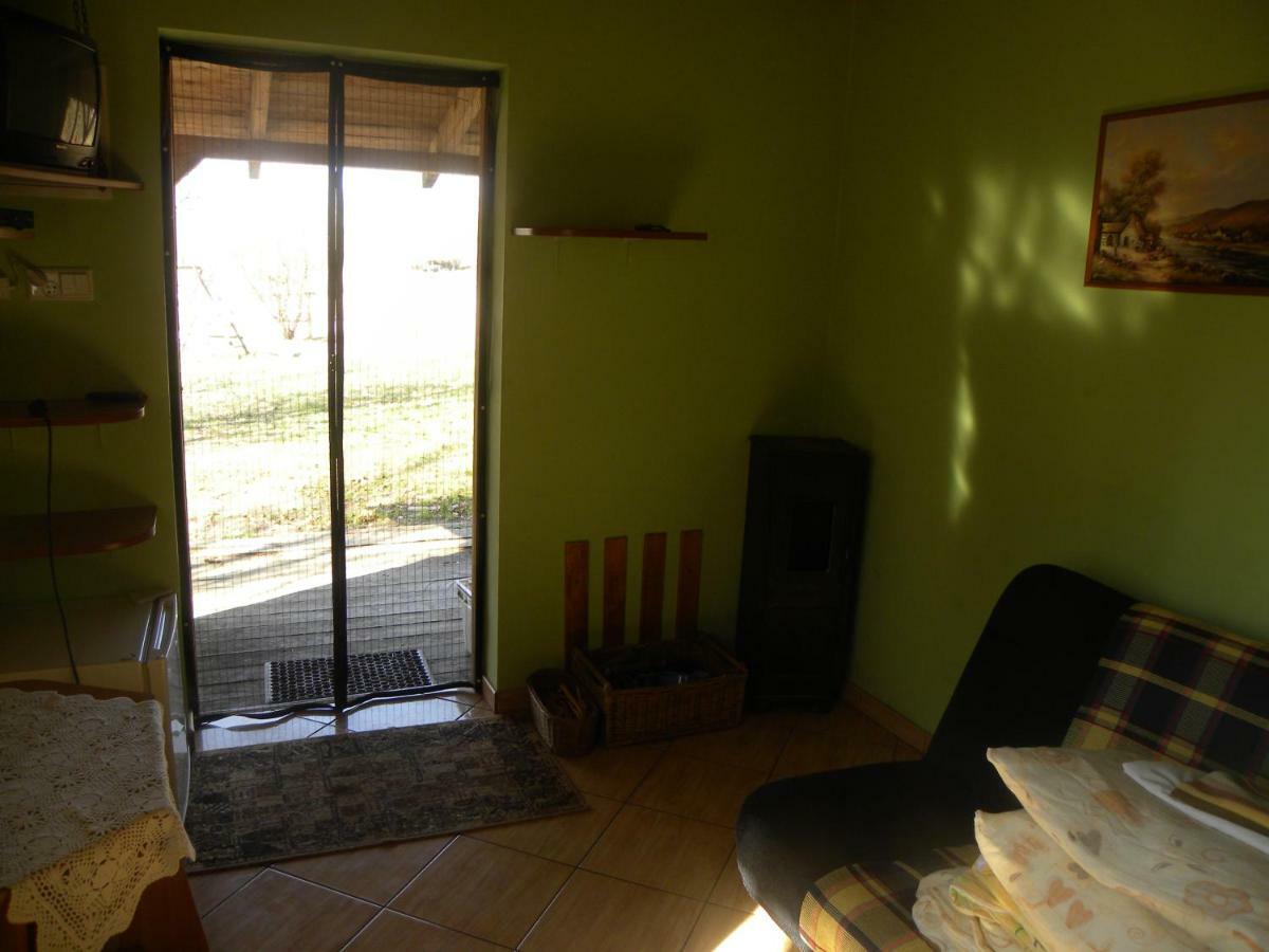 Villa Stajnia Grazyny Mikorowo 46 Czarna Dabrowka Esterno foto