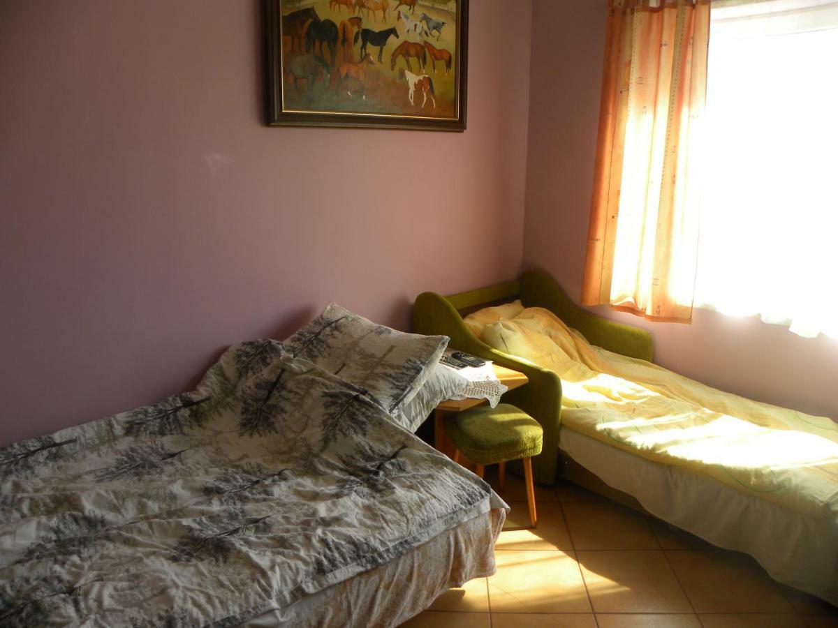 Villa Stajnia Grazyny Mikorowo 46 Czarna Dabrowka Esterno foto